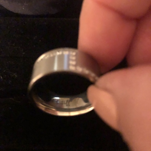 B TIFF STAINLESS STEEL & SWAROVSKI ZZ RING - Picture 2 of 4